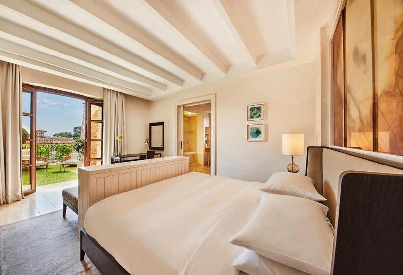 스위트, Cap Vermell Grand