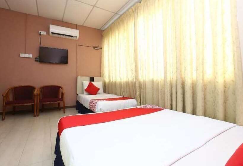 חדר דלוקס לשלושה, O Destiny Riverside