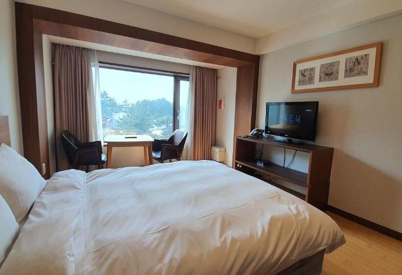 标准间, Gyungpo Beach