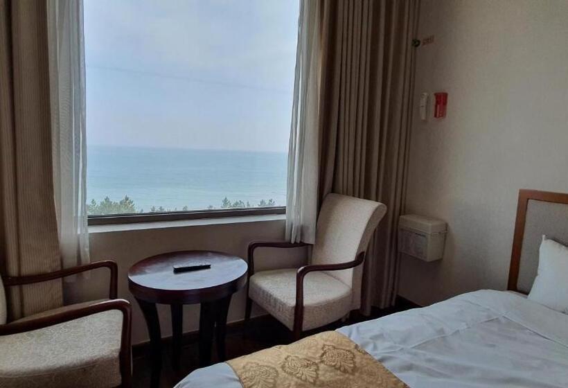 豪华房间, Gyungpo Beach