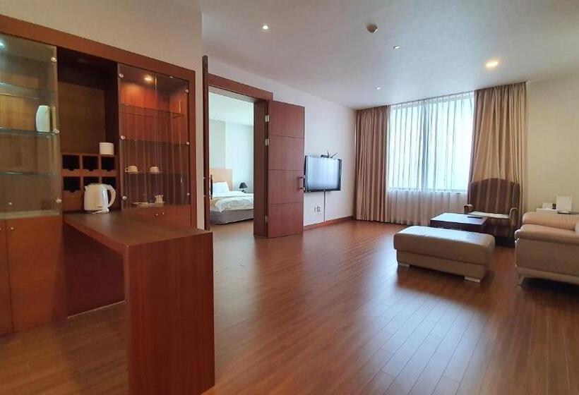 带大床的套房, Gyungpo Beach