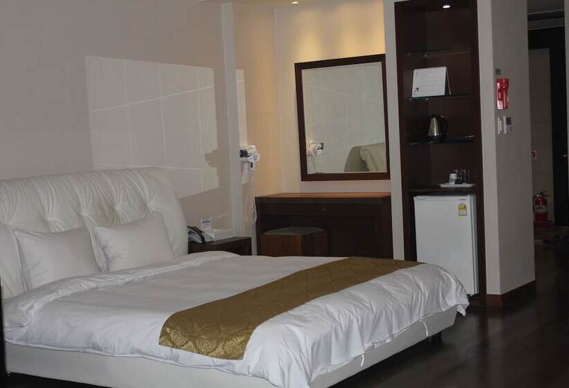 豪华房间, Gyungpo Beach