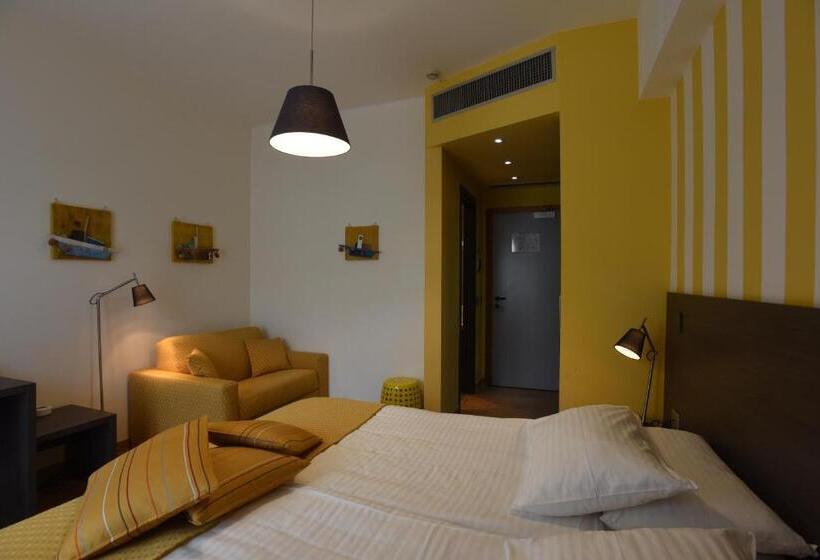 Номер Стандарт Вид на Горы, La Vigna