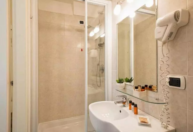 اتاق سوپریور, Navona Tower Relais
