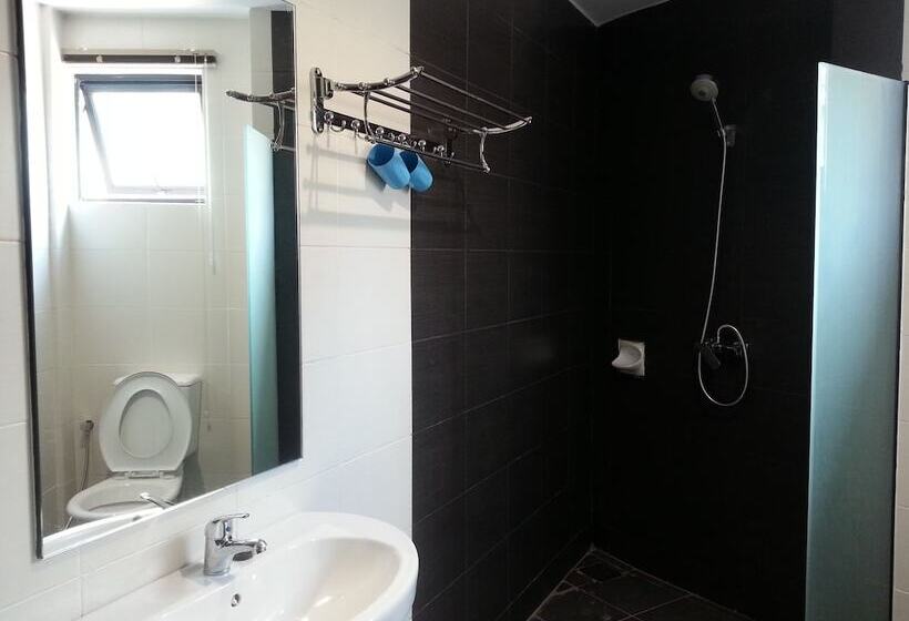 Deluxe Kolmen Hengen Huone, Padungan