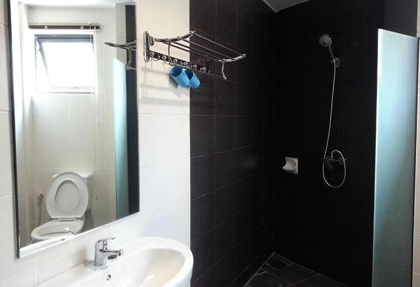 Deluxe Kolmen Hengen Huone, Padungan