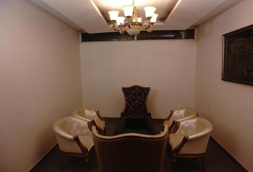 غرفة ديلوكس, Ramada Plaza By Wyndham Chandigarh Zirakpur