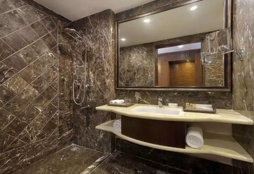 エクゼクティブルーム, Ramada Plaza By Wyndham Chandigarh Zirakpur