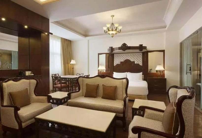 デラックススイート, Ramada Plaza By Wyndham Chandigarh Zirakpur