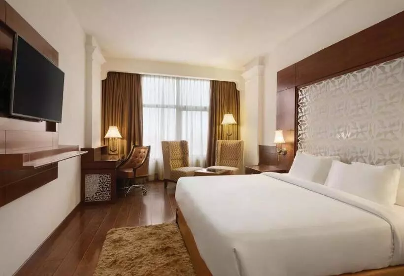 身障者適用スタンダードルーム, Ramada Plaza By Wyndham Chandigarh Zirakpur