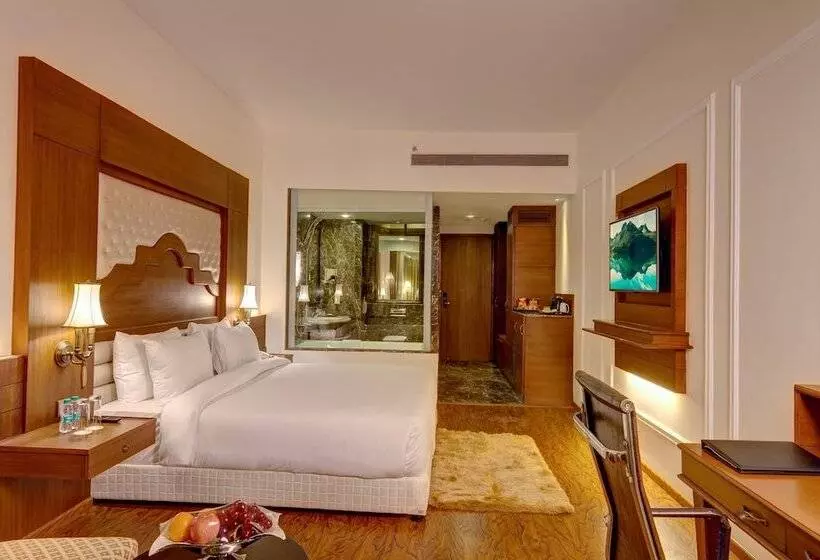 エクゼクティブルーム, Ramada Plaza By Wyndham Chandigarh Zirakpur