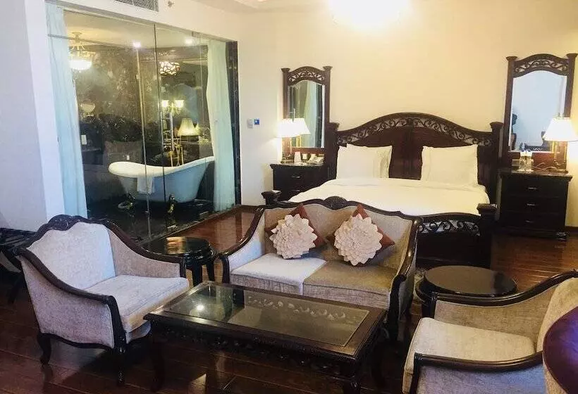 デラックススイート, Ramada Plaza By Wyndham Chandigarh Zirakpur