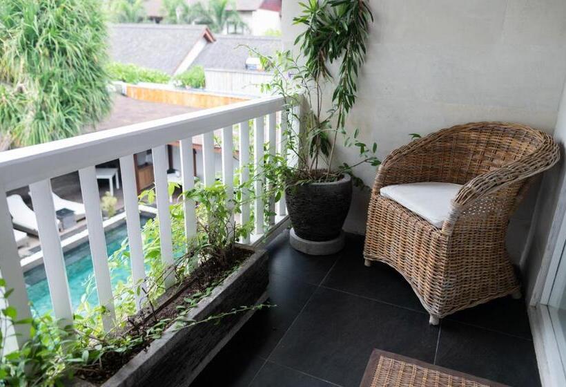 プールビュースタンダードルーム, Scallywags Resort