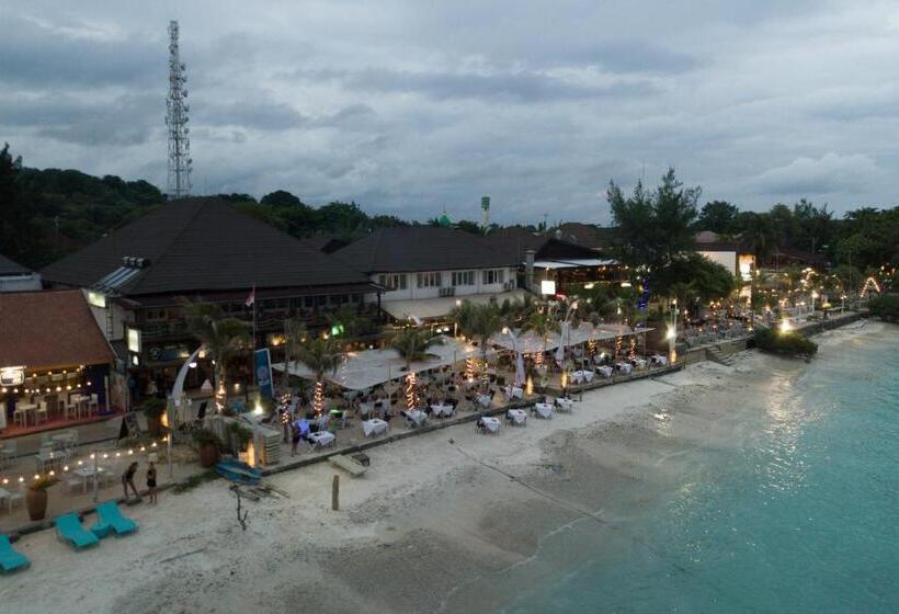 Студия Стандарт, Scallywags Resort