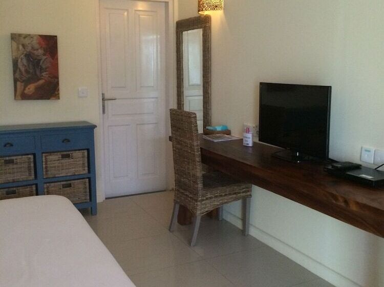 スタンダードルーム, Scallywags Resort