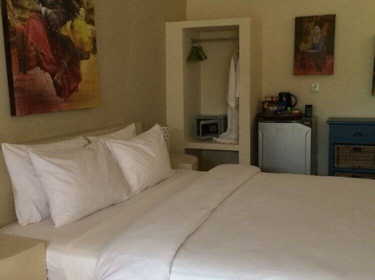 スタンダードルーム, Scallywags Resort