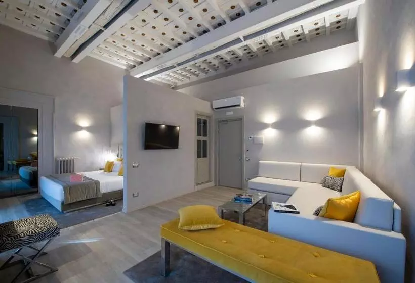 سوییت, Terrace Pantheon Relais