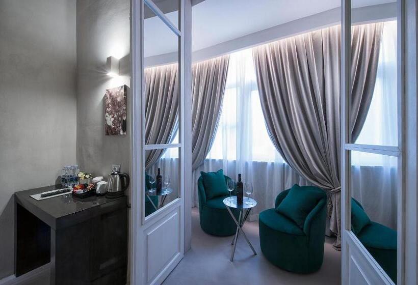 סוויטת ג'וניור, Terrace Pantheon Relais