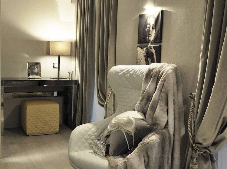 חדר דלוקס, Terrace Pantheon Relais