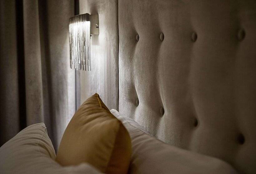 סוויטת ג'וניור, Terrace Pantheon Relais