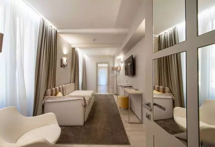 سوییت, Terrace Pantheon Relais