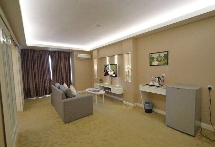 Президентский Люкс, The Guest Hotel & Spa