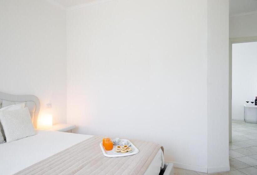 جناح, Villa Colle Di Rocco