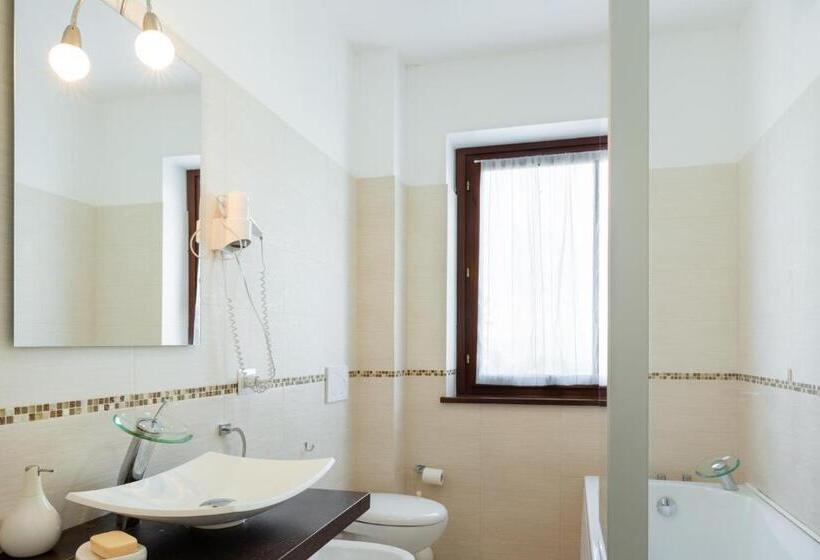 جناح, Villa Colle Di Rocco