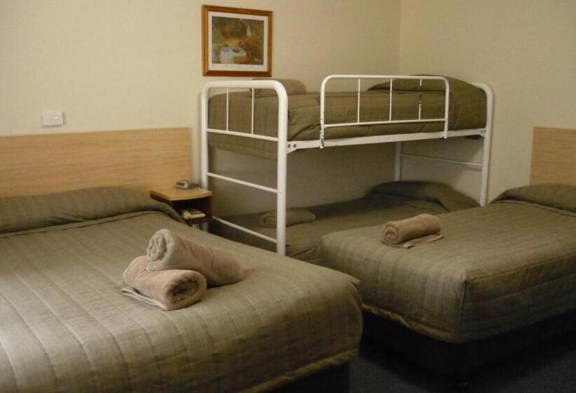 패밀리 룸, Acacia Motor Inn