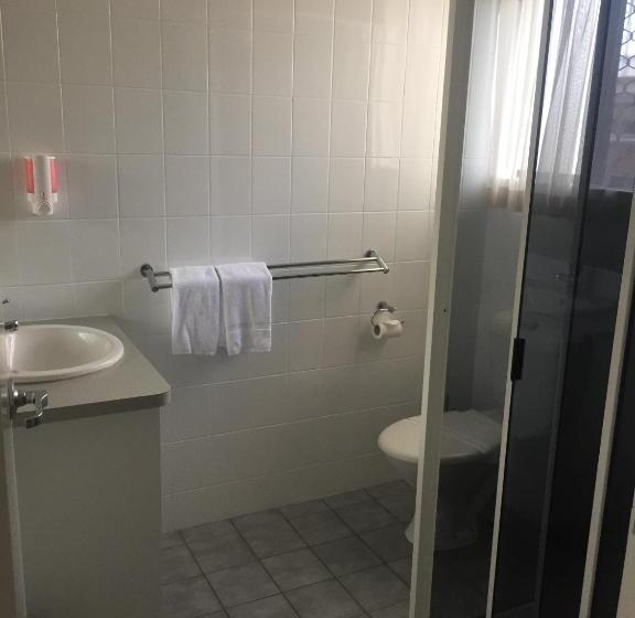 חדר אקזקיוטיב, Bundaberg Spanish Motor Inn