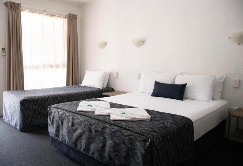 חדר אקזקיוטיב, Bundaberg Spanish Motor Inn
