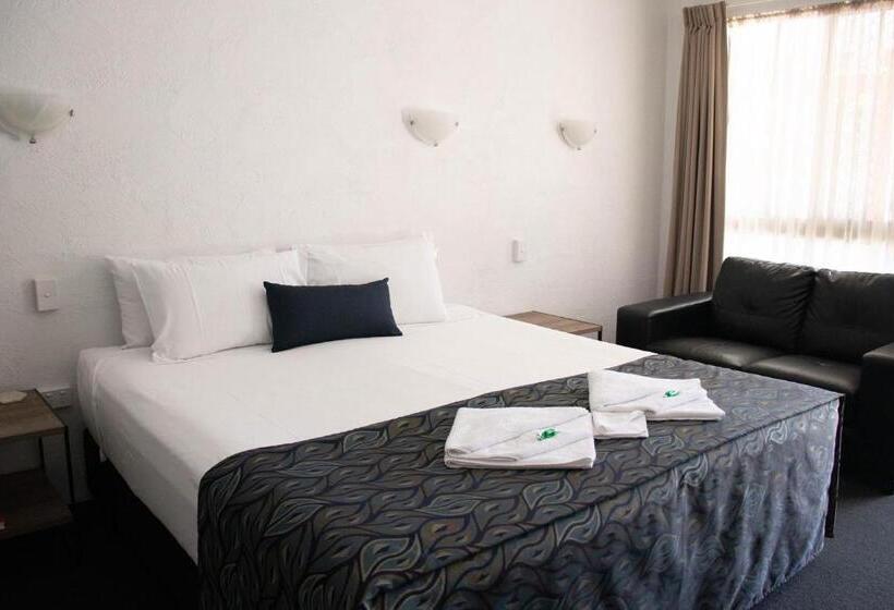 חדר אקזקיוטיב, Bundaberg Spanish Motor Inn