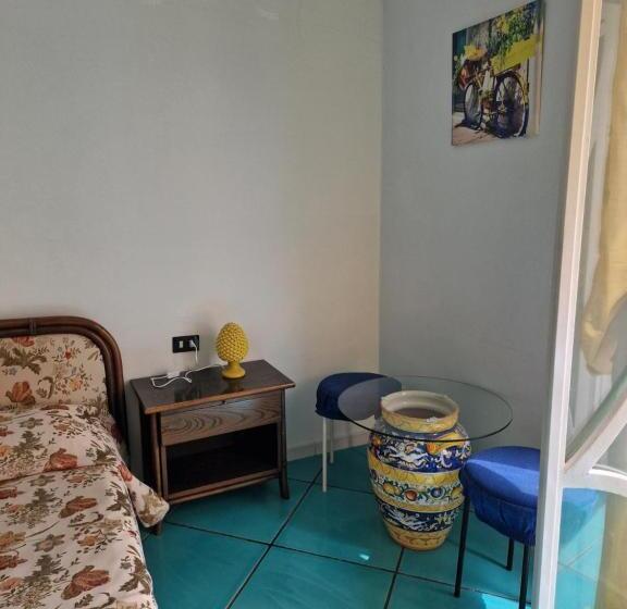 豪华海景房带阳台, Agriturismo Fuoco D Amalfi Villa Iazzetta