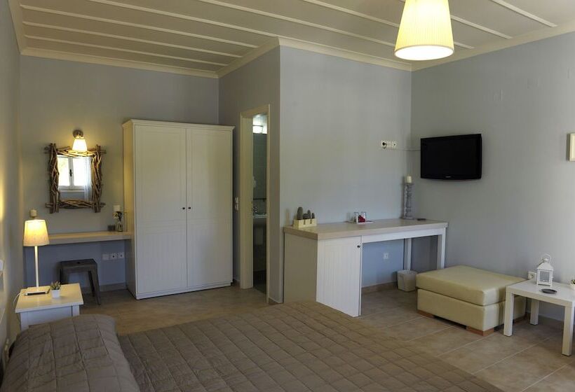 高级大房间, Almyris