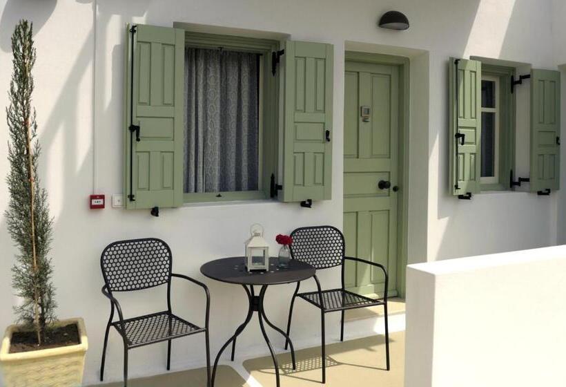 标准房带园景, Almyris