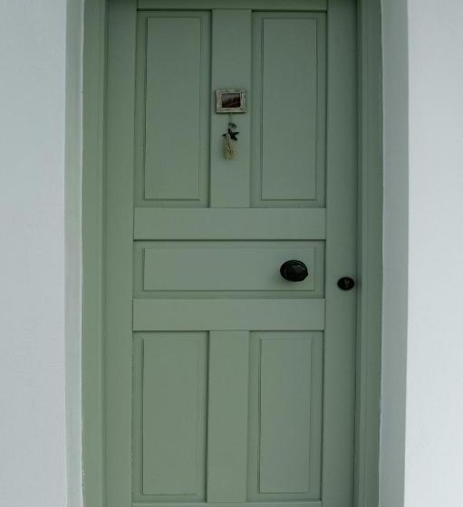 高级大房间, Almyris