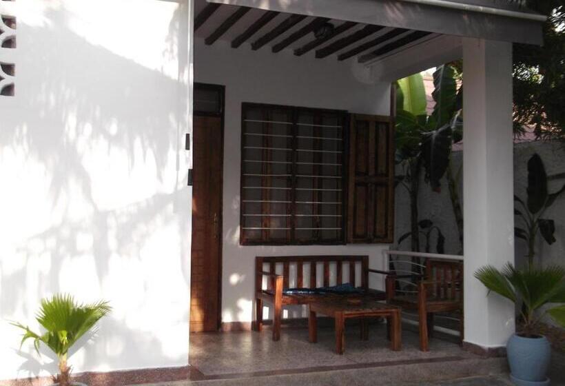 غرفة قياسية رباعية مطلة على البحر, Kobe House