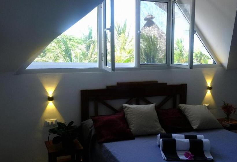 غرفة قياسية مزوَّدة بتراس, Kobe House