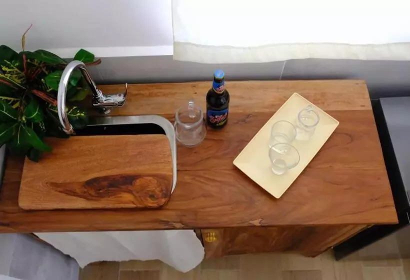 آپارتمان 1 خوابه با تراس, Kobe House