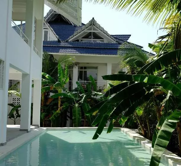 آپارتمان 1 خوابه با تراس, Kobe House