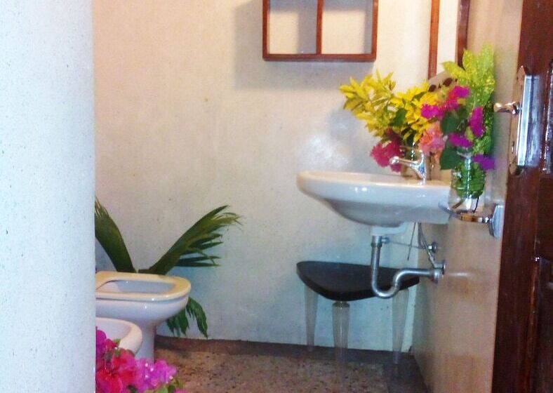 غرفة قياسية رباعية مطلة على البحر, Kobe House