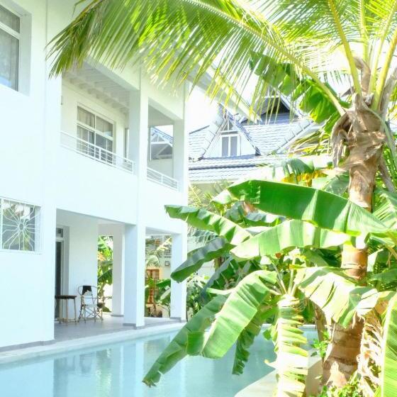 ２ベッドルームアパートメント, Kobe House