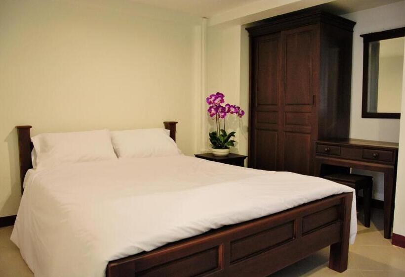 Quarto standard, Seedling House