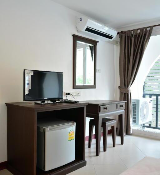 Номер Deluxe, Seedling House