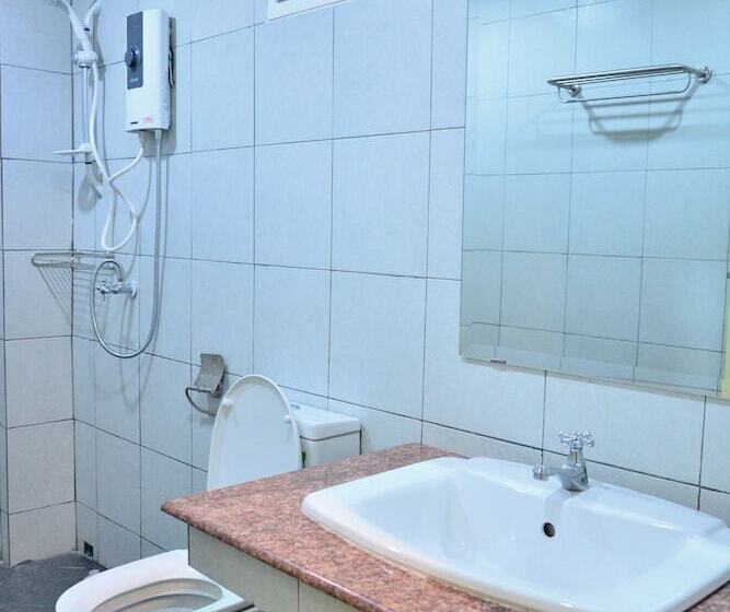 Quarto Triplo Standart, Seedling House