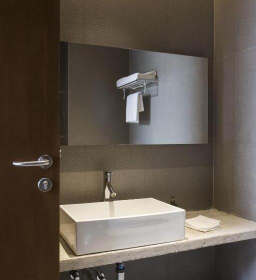 חדר סטנדרט, Silalima