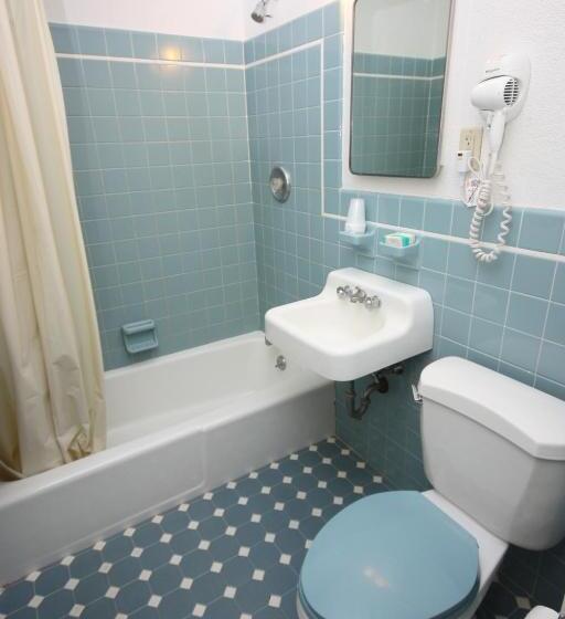 חדר סטנדרט, Quebec Motel