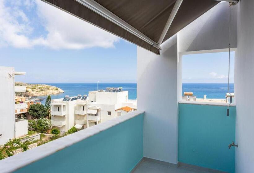 חדר אקזקיוטיב, Rethymno Hills