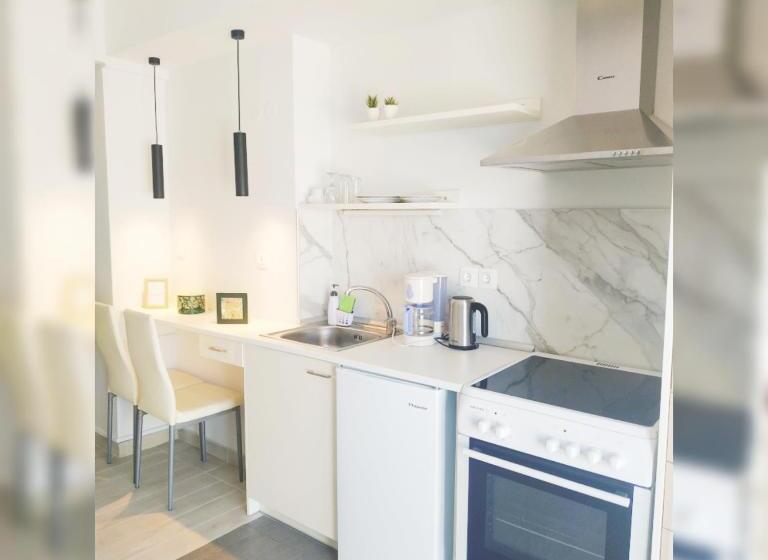 Quarto Executivo, Rethymno Hills