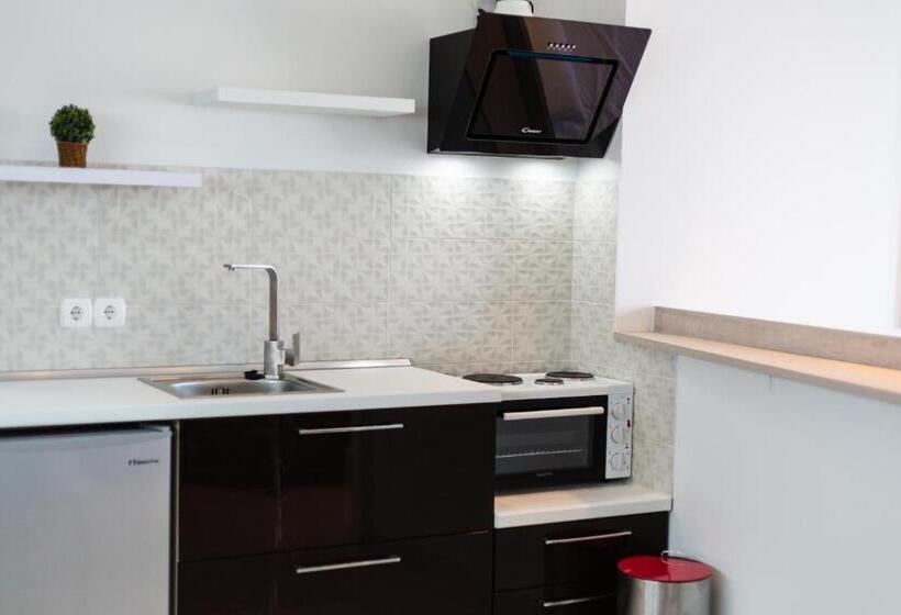 סוויטה עם ג'קוזי, נוף לים, Rethymno Hills